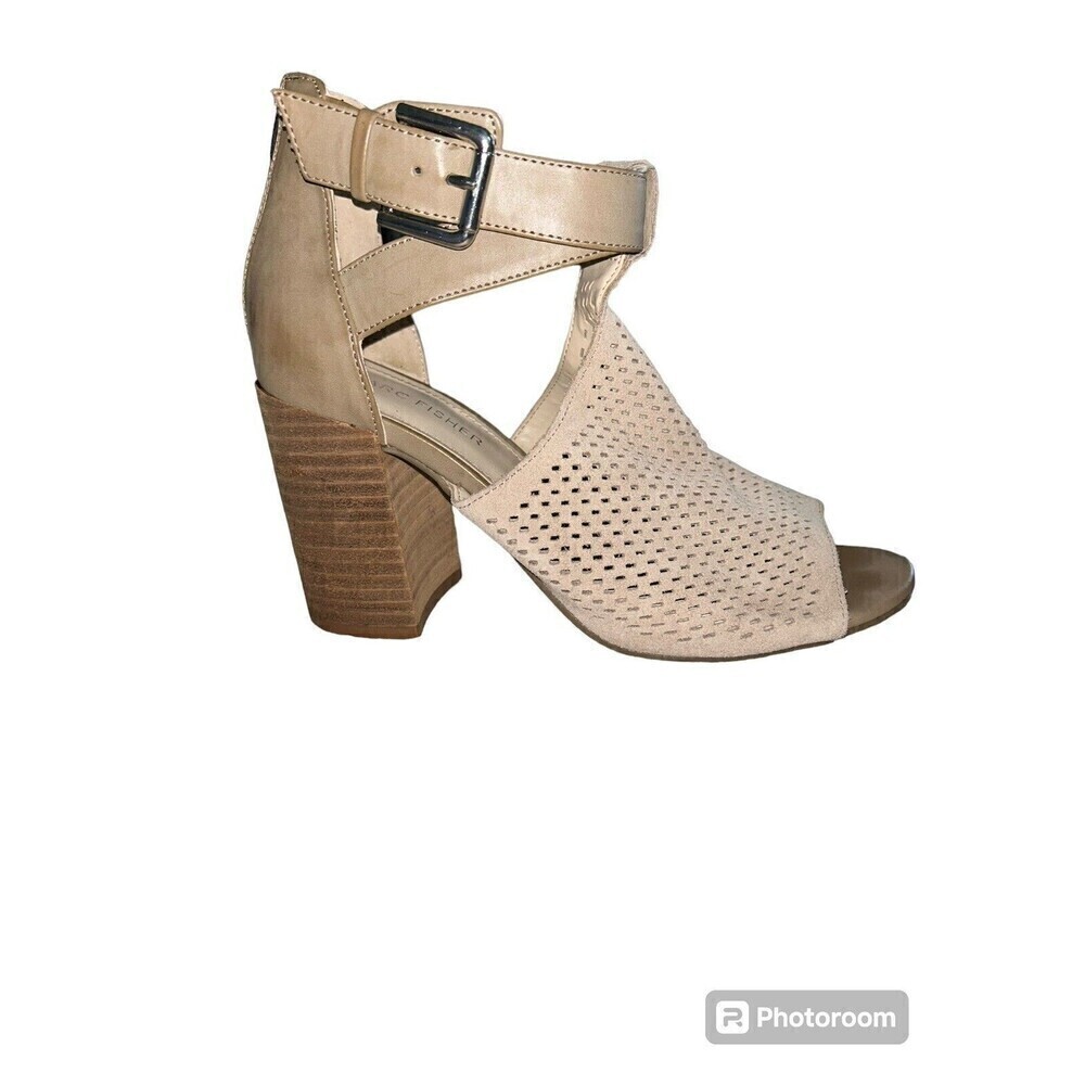 Marc Fisher Womens Leather Ankle Strap Sandals Taupe‎ Tan Size 7.5